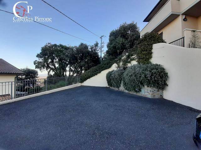 Foto 3 - Trilocale via Fontanella
 
2, Castagneto Carducci - foto 3