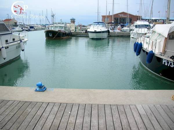 Foto 1 - Locale Commerciale via Porto Turistico
 
12, Grosseto - foto 1