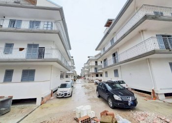 Foto 2 - Trilocale corso italia
 
1, Mugnano di Napoli - foto 2