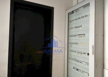 Foto 15 - Shop VIA CORTELONGA
 
6, Monza - photo 15