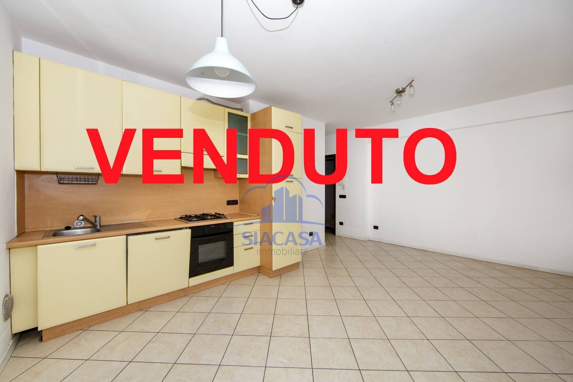 Foto 1 - Four-room apartment VIA CORTELONGA, Monza - photo 1