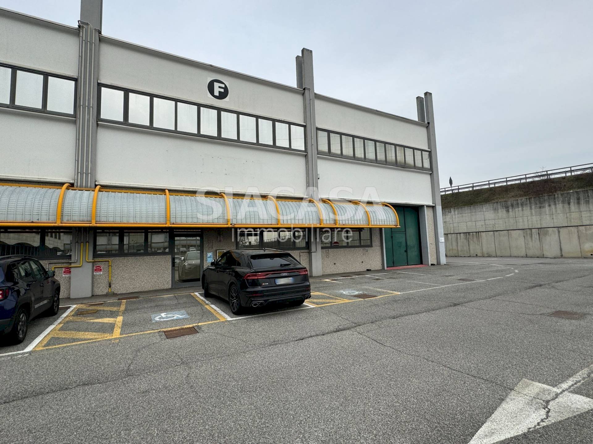 Foto 2 - Capannone Caponago - foto 2