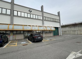 Foto 2 - Capannone Caponago - foto 2