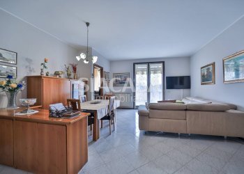 Foto 5 - Trilocale via Indipendenza
 
45, Mezzago - foto 5