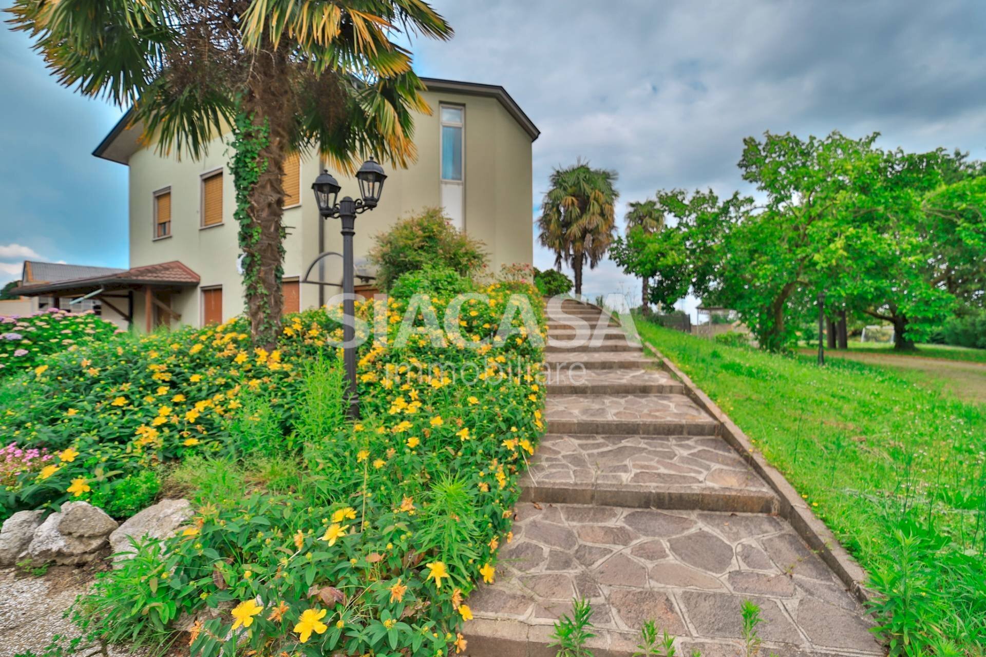 Foto 1 - Villa via Mascagni
 
2, Cornate d'Adda - photo 1