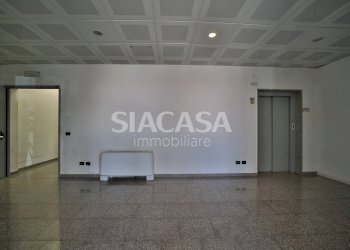 Foto 4 - Office Mezzago - photo 4