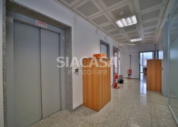 Foto 8 - Office Mezzago - photo 8