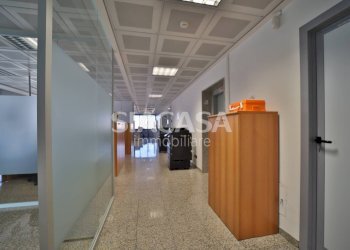 Foto 9 - Office Mezzago - photo 9