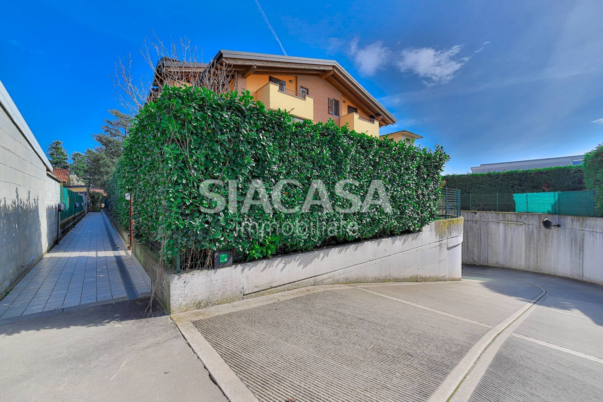 Foto 2 - Box via Aldo Moro
13, Roncello - photo 2