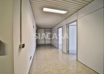 Foto 10 - Office Mezzago - photo 10