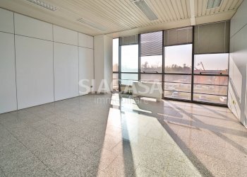 Foto 21 - Office Mezzago - photo 21