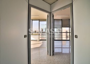 Foto 31 - Office Mezzago - photo 31