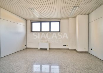 Foto 20 - Office Mezzago - photo 20