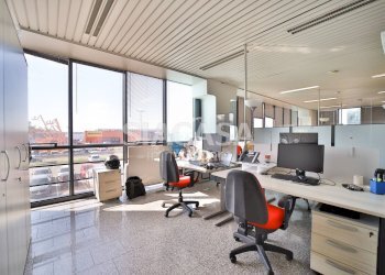 Foto 17 - Office Mezzago - photo 17