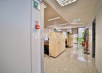 Foto 19 - Office Mezzago - photo 19