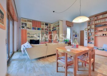 Foto 5 - Trilocale Via Fratelli Cervi
 
4, Vimercate - foto 5