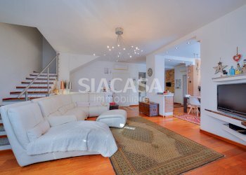 Foto 19 - Villa Via Maroncelli
 
13, Bernareggio - foto 19