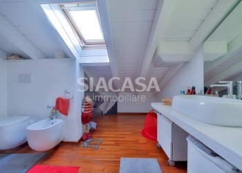 Foto 32 - Villa Via Maroncelli
 
13, Bernareggio - foto 32