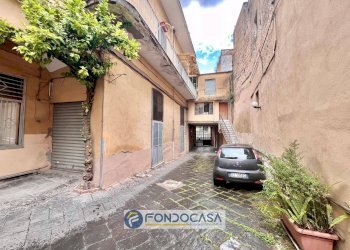 Foto 2 - Stabile - Palazzo via salvatore russo
 
36, Sant'Antimo - foto 2