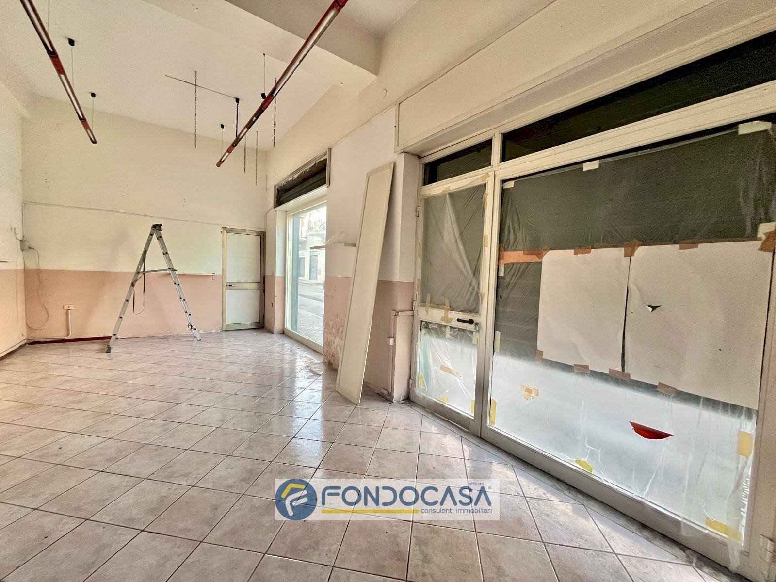 Foto 2 - Commercial Premises via leopardi, Sant'Antimo - photo 2