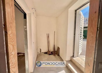 Foto 6 - Commercial Premises Via di vittorio
 
5, Sant'Antimo - photo 6