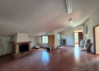 Foto 7 - Quadrilocale via tostini
 
45, Agosta - foto 7