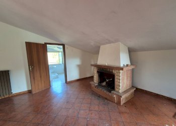 Foto 8 - Quadrilocale via tostini
 
45, Agosta - foto 8