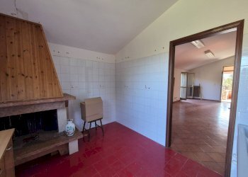 Foto 10 - Quadrilocale via tostini
 
45, Agosta - foto 10