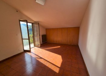 Foto 13 - Quadrilocale via tostini
 
45, Agosta - foto 13