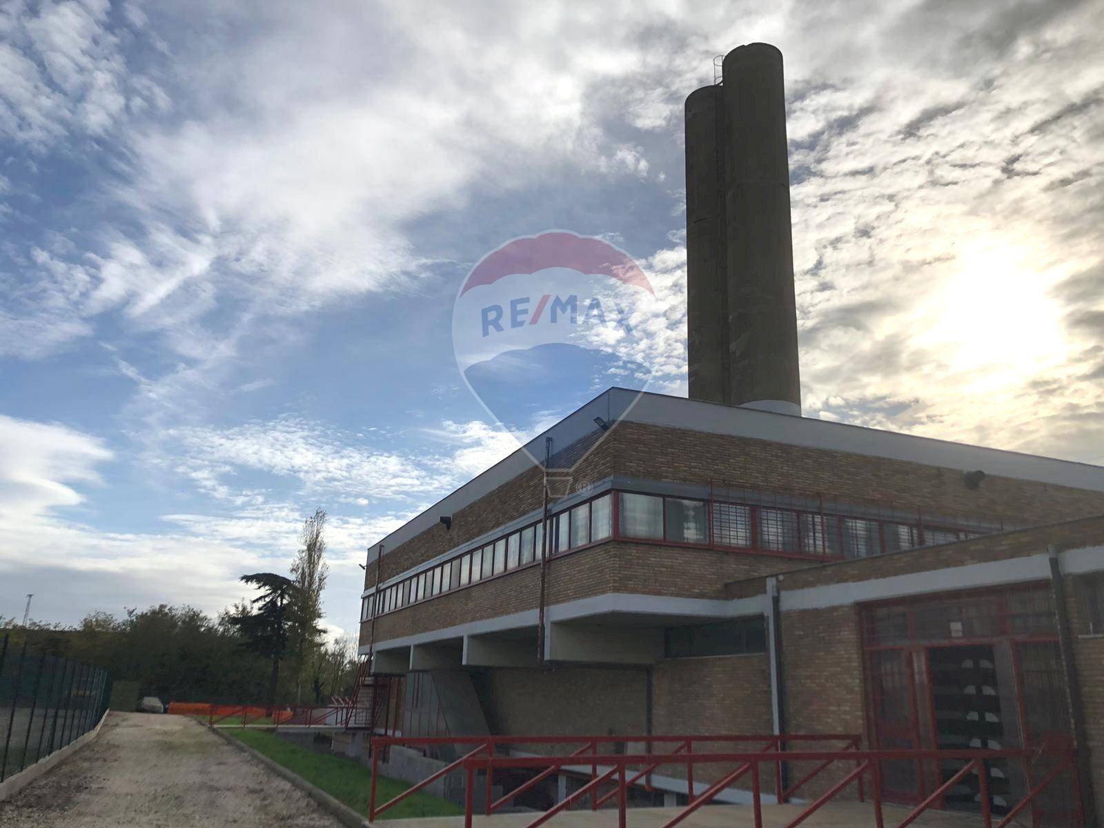 Foto 2 - Capannone Via della stazione
 
snc, Pomezia - foto 2