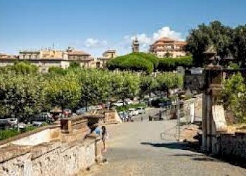 Foto 3 - Locale Commerciale Via Fontana Vecchia, Frascati - foto 3