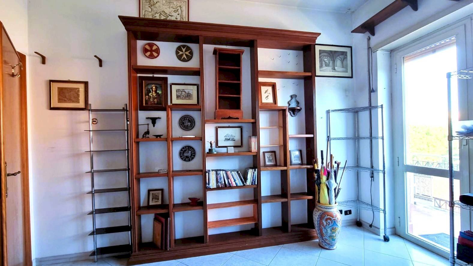 Foto 1 - Trilocale Via Tasso
 
3, Pomezia - foto 1