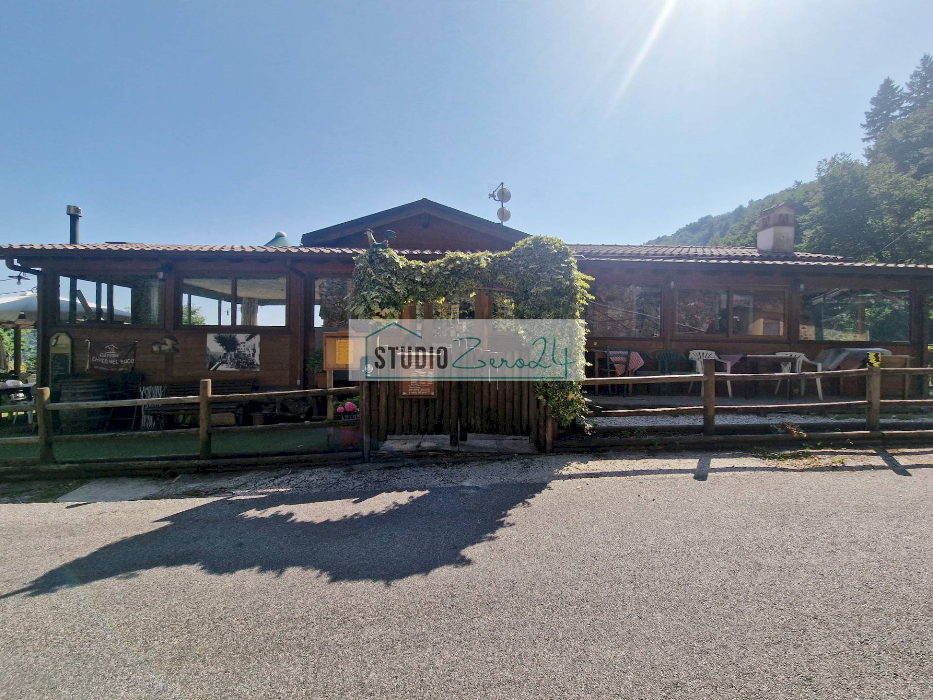 Foto 1 - Locale Commerciale Via Trescolli
 
1546, Camaiore - foto 1