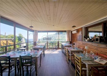 Foto 11 - Locale Commerciale Via Trescolli
 
1546, Camaiore - foto 11