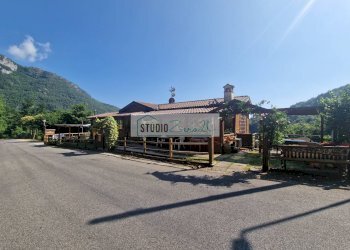 Foto 19 - Commercial Activity Via Trescolli
 
1546, Camaiore - photo 19