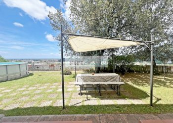 Foto 68 - Villa Via delle Capanne
 
1185, Camaiore - foto 68