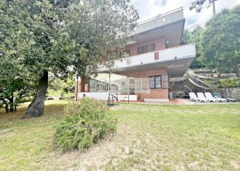 Foto 79 - Villa Via delle Capanne
 
1185, Camaiore - foto 79