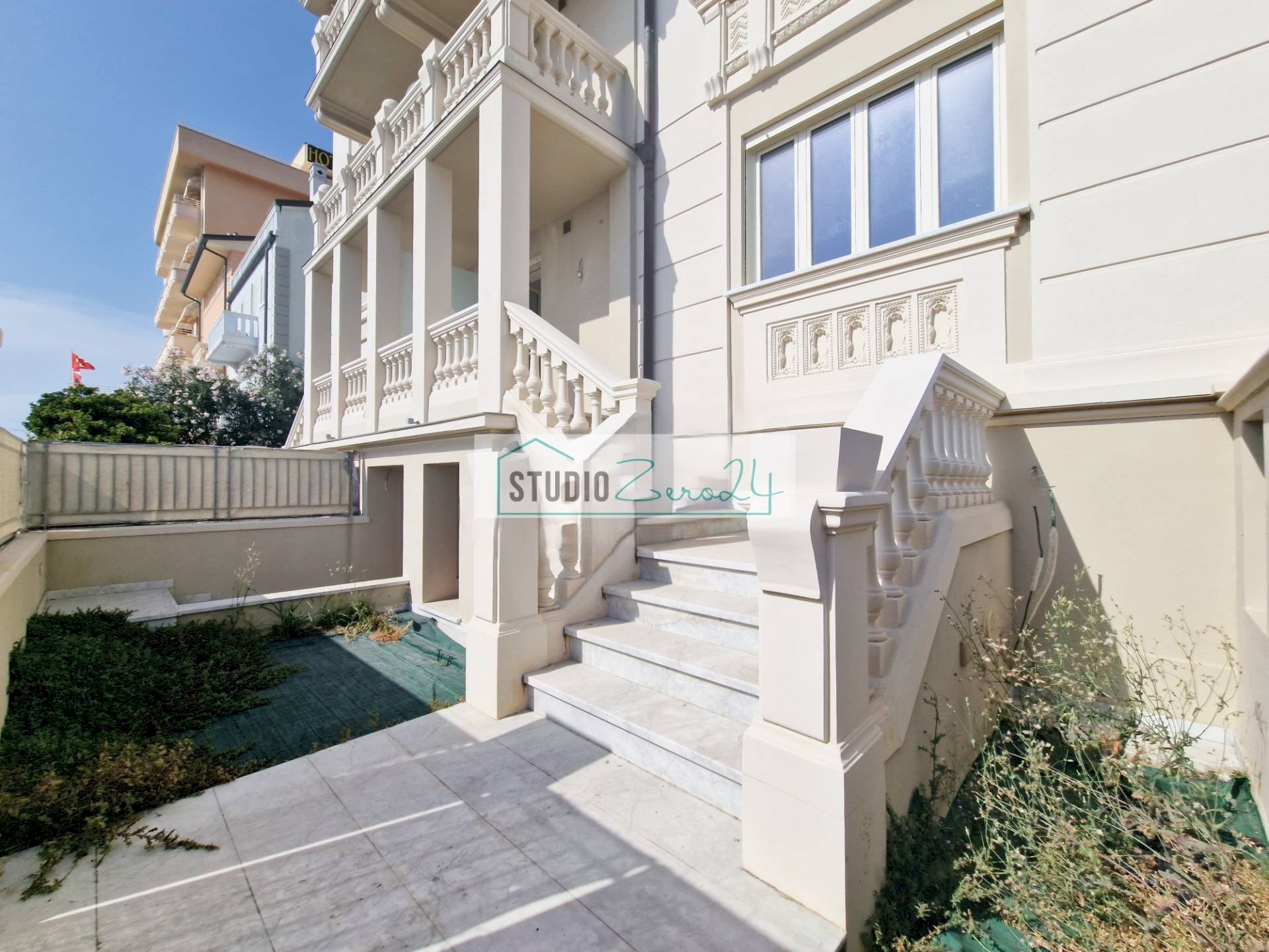 Foto 2 - Three-room apartment Viale Cristoforo Colombo
 
40, Camaiore - photo 2