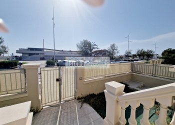 Foto 14 - Three-room apartment Viale Cristoforo Colombo
 
40, Camaiore - photo 14