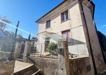 Foto 1 - Rustico via Fondi
 
36, Camaiore - foto 1