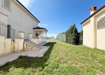 Foto 3 - Villa via del Fiaschetto
 
13, Camaiore - foto 3