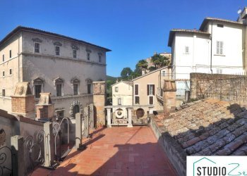 Foto 1 - Four-room apartment rimembranze
 
22, Amelia - photo 1