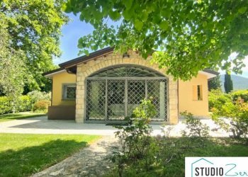 Foto 1 - Villa rimembranze
 
20, Montecchio - foto 1