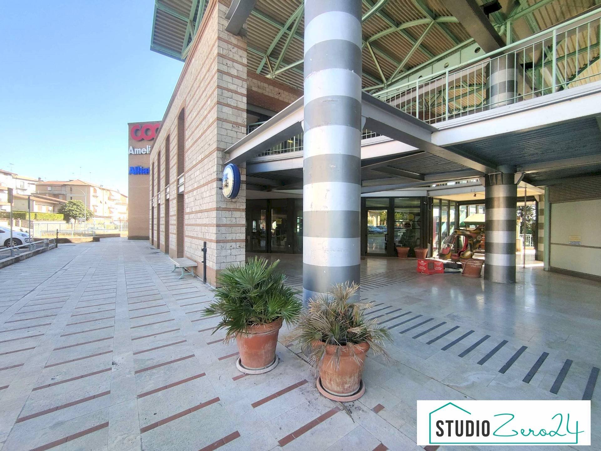 Foto 2 - Commercial Premises rimembranze
22, Amelia - photo 2