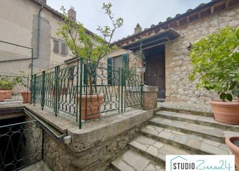 Foto 11 - Stable - Palace rimembranze
 
22, Lugnano in Teverina - photo 11