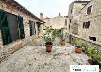 Foto 17 - Stable - Palace rimembranze
 
22, Lugnano in Teverina - photo 17