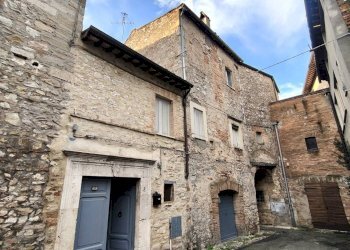 Foto 1 - Bilocale rimembranze
 
22, Amelia - foto 1