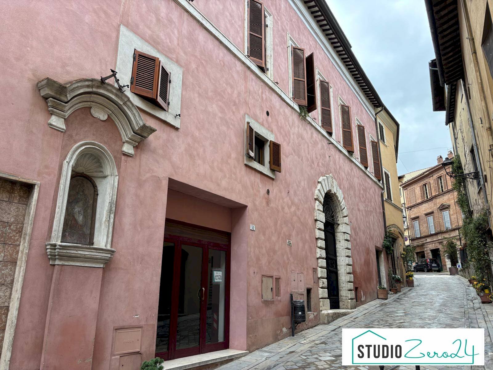 Foto 1 - Commercial Premises Amelia - photo 1