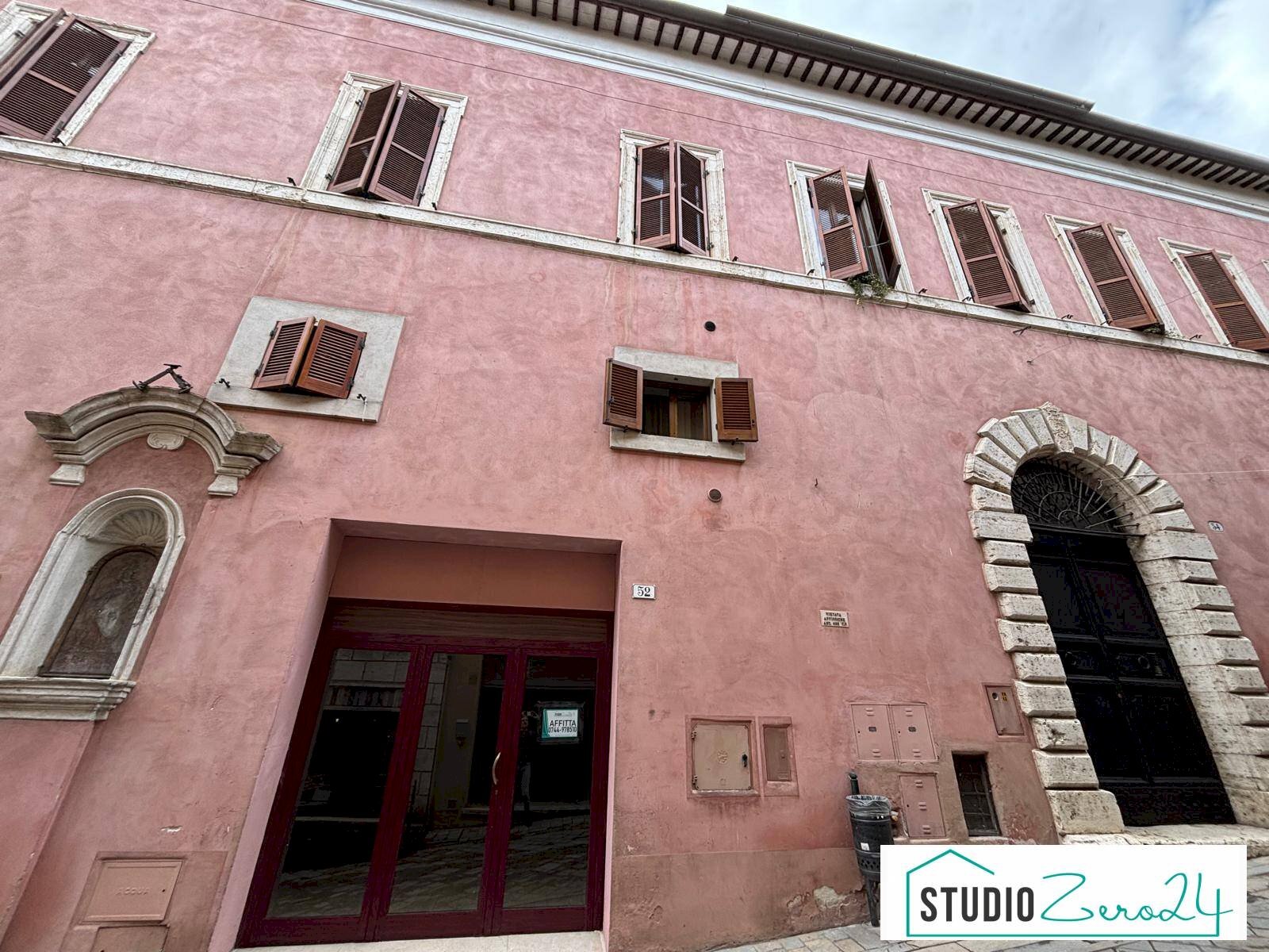 Foto 2 - Commercial Premises Amelia - photo 2