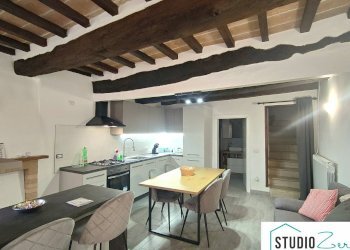 Foto 4 - Trilocale rimembranze
 
22, Amelia - foto 4